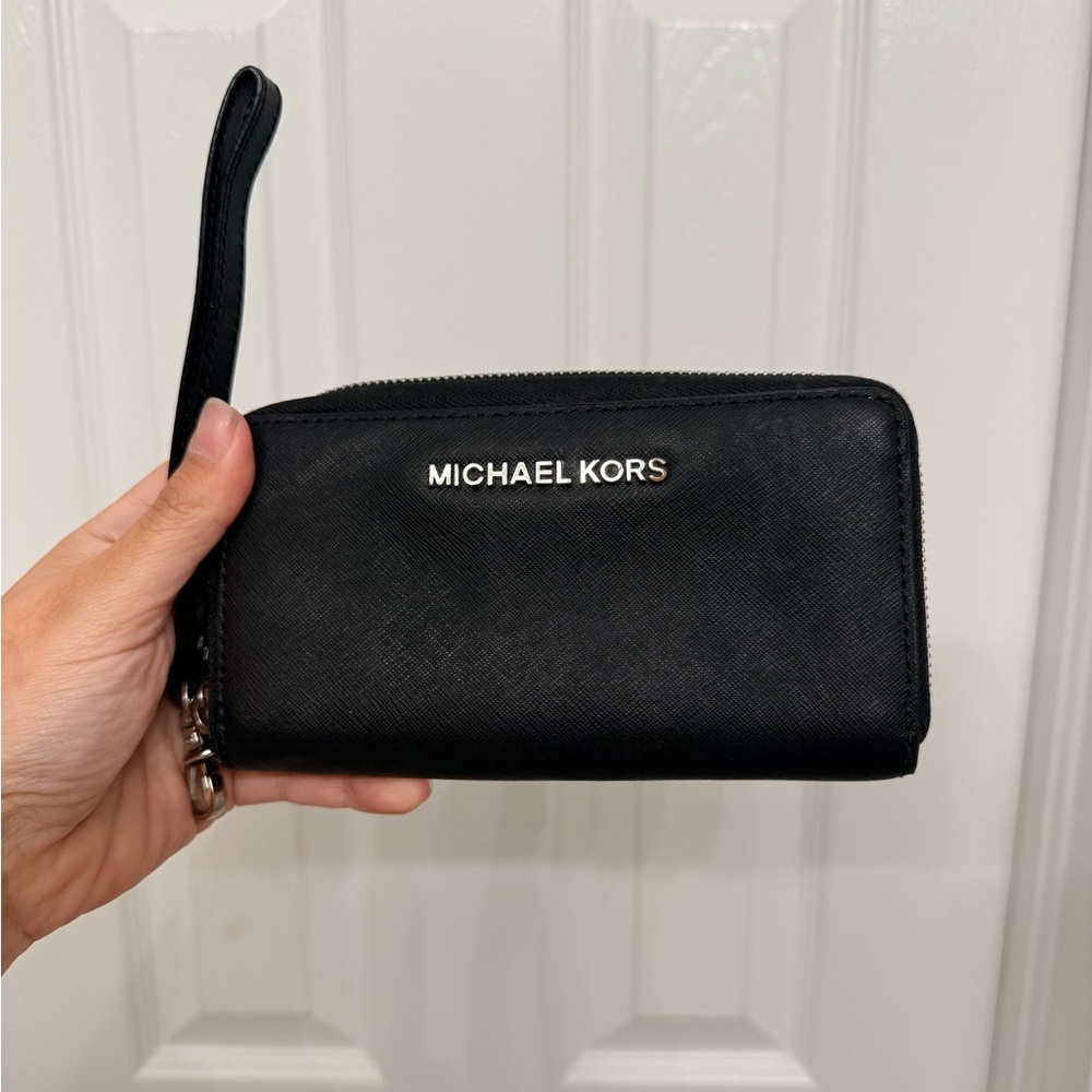 Michael Kors Black Saffiano Leather Zip Wristlet Wallet